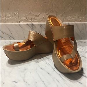 Tsubo women’s shoes